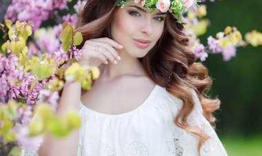 Подарки на 8 марта по типу женщин