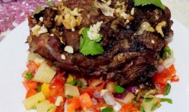 Рецепт выходного дня: Баранья шея с соусом сальса