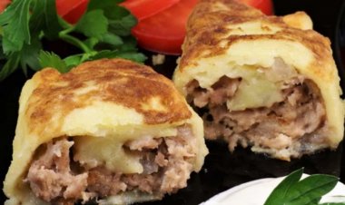 Рецепт выходного дня: Картофельный рулет с сыром и мясом