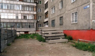 Жители девятиэтажек обратились в суд с просьбой остановить строительство нового архитектурного объекта
