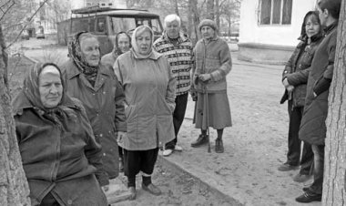 Заискрилось, задымилось  и бабахнуло!