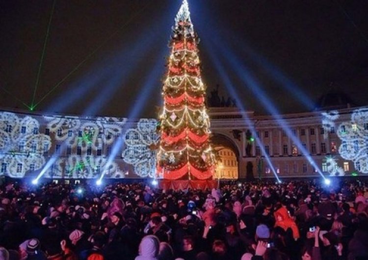 В Петербурге отметили 110-летие песни «В лесу родилась елочка»