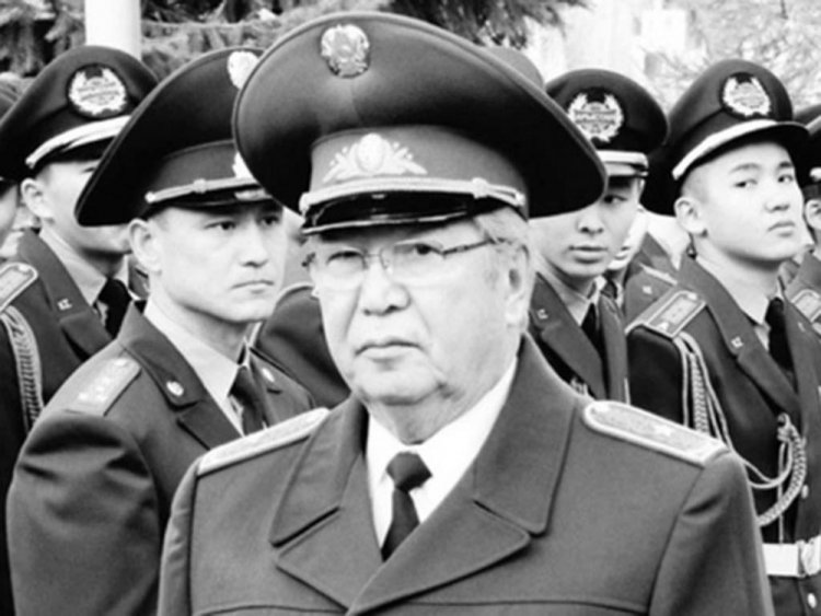 При крушении погиб Председатель совета генералов РК Рустем Кайдаров