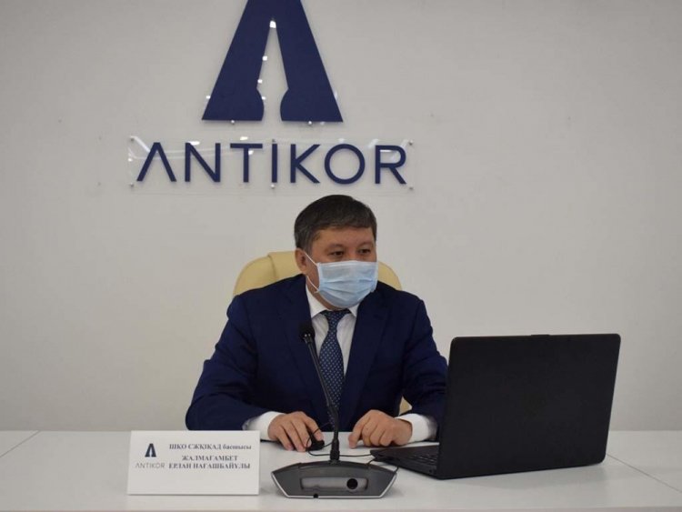 Глава антикоррупционной службы ВКО ответил на вопросы онлайн